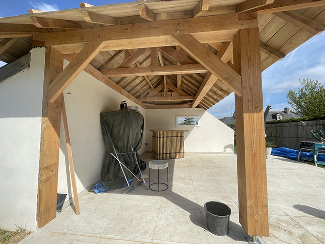 poolhouse charpente traditionnelle